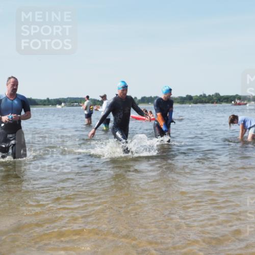 22.06.2025 - Viking Triathlon KatJ http://msf.ph/oto/8103436 22.06.2025 10:34:48 Schwimmen 17, 43, 77, 114, 161, 247, 284, 323, 341, 434, 548, 550 meine-sportfotos.de