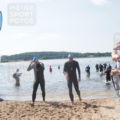 22.06.2025 - Viking Triathlon MichiJ http://msf.ph/oto/8103439 22.06.2025 10:46:32 Schwimmen 60, 143, 225, 333, 406, 479 meine-sportfotos.de