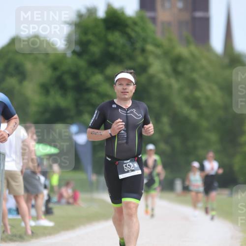 22.06.2025 - Viking Triathlon H.Heesch http://msf.ph/oto/8103444 22.06.2025 13:21:57 Laufen 114, 485, 552 meine-sportfotos.de