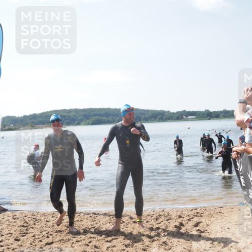 22.06.2025 - Viking Triathlon MichiJ http://msf.ph/oto/8103465 22.06.2025 10:46:33 Schwimmen 60, 143, 206, 225, 333, 406, 479 meine-sportfotos.de