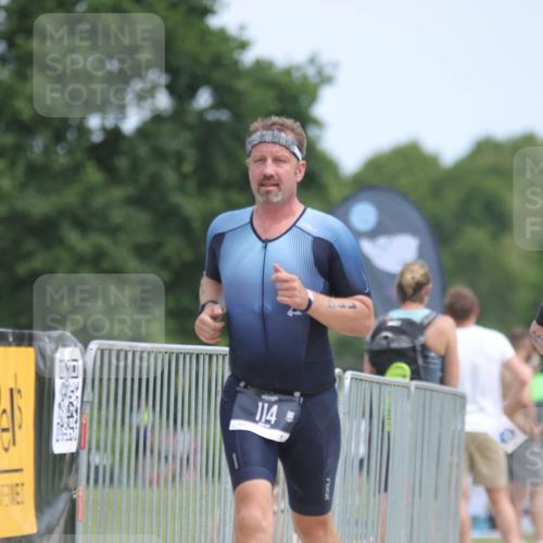 22.06.2025 - Viking Triathlon H.Heesch http://msf.ph/oto/8103472 22.06.2025 13:21:58 Laufen 114, 552 meine-sportfotos.de