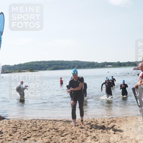 22.06.2025 - Viking Triathlon MichiJ http://msf.ph/oto/8103487 22.06.2025 10:46:40 Schwimmen 60, 143, 206, 333, 479, 498, 515 meine-sportfotos.de