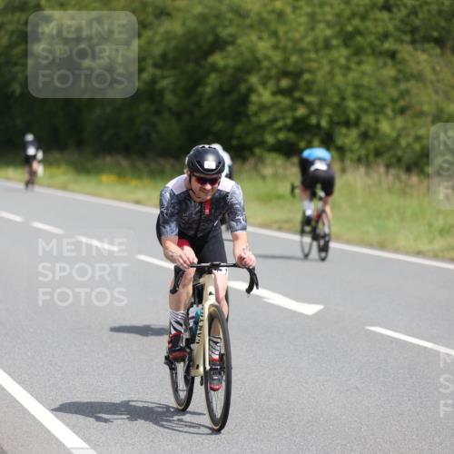 22.06.2025 - Viking Triathlon Yannick Fuchs http://msf.ph/oto/8103501 22.06.2025 12:06:26 Radfahren 76, 121, 161, 215, 289, 367, 372 meine-sportfotos.de