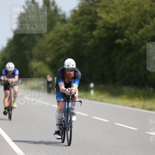 22.06.2025 - Viking Triathlon Yannick Fuchs http://msf.ph/oto/8103532 22.06.2025 11:27:12 Radfahren 253, 437, 529 meine-sportfotos.de