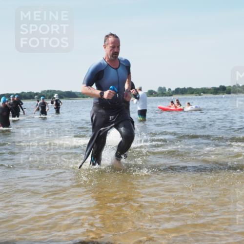 22.06.2025 - Viking Triathlon KatJ http://msf.ph/oto/8103533 22.06.2025 10:34:50 Schwimmen 17, 43, 77, 114, 161, 284, 323, 434, 475, 548, 550 meine-sportfotos.de