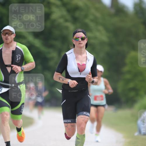 22.06.2025 - Viking Triathlon H.Heesch http://msf.ph/oto/8103539 22.06.2025 13:22:07 Laufen 11, 281 meine-sportfotos.de