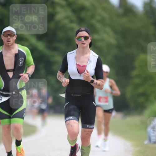 22.06.2025 - Viking Triathlon H.Heesch http://msf.ph/oto/8103546 22.06.2025 13:22:07 Laufen 11, 281 meine-sportfotos.de