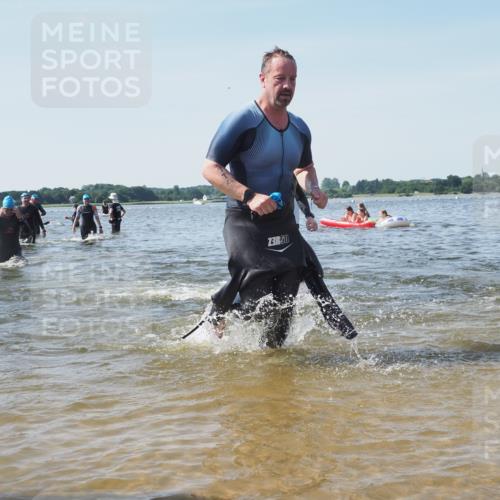 22.06.2025 - Viking Triathlon KatJ http://msf.ph/oto/8103550 22.06.2025 10:34:50 Schwimmen 17, 43, 77, 114, 161, 284, 323, 434, 475, 548, 550 meine-sportfotos.de