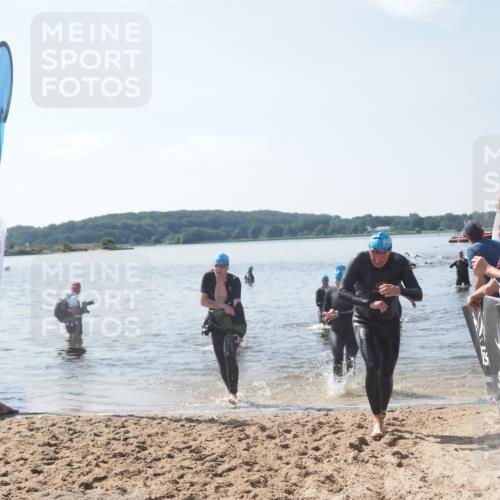 22.06.2025 - Viking Triathlon MichiJ http://msf.ph/oto/8103559 22.06.2025 10:46:46 Schwimmen 143, 206, 333, 479, 498, 515 meine-sportfotos.de
