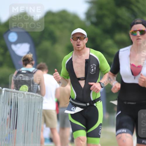 22.06.2025 - Viking Triathlon H.Heesch http://msf.ph/oto/8103570 22.06.2025 13:22:08 Laufen 11, 281, 659 meine-sportfotos.de