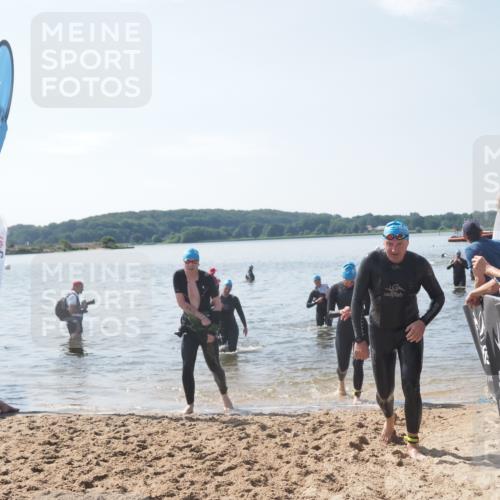 22.06.2025 - Viking Triathlon MichiJ http://msf.ph/oto/8103576 22.06.2025 10:46:47 Schwimmen 143, 206, 333, 479, 498, 515 meine-sportfotos.de