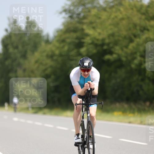22.06.2025 - Viking Triathlon Yannick Fuchs http://msf.ph/oto/8103596 22.06.2025 12:06:45 Radfahren 52, 365, 390, 398, 466 meine-sportfotos.de