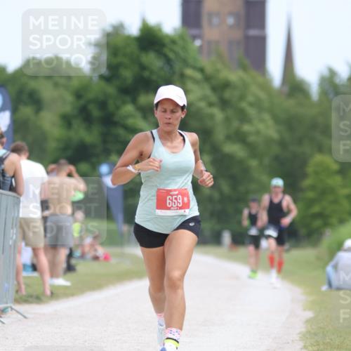 22.06.2025 - Viking Triathlon H.Heesch http://msf.ph/oto/8103609 22.06.2025 13:22:13 Laufen 11, 281, 659 meine-sportfotos.de