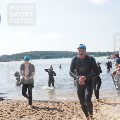 22.06.2025 - Viking Triathlon MichiJ http://msf.ph/oto/8103624 22.06.2025 10:46:48 Schwimmen 36, 143, 206, 479, 498, 515 meine-sportfotos.de
