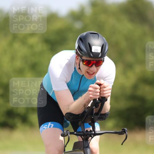 22.06.2025 - Viking Triathlon Yannick Fuchs http://msf.ph/oto/8103639 22.06.2025 12:06:47 Radfahren 52, 365, 390, 398, 466 meine-sportfotos.de