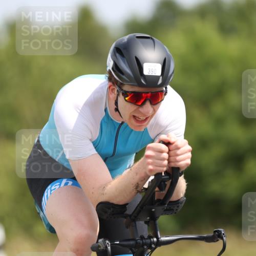 22.06.2025 - Viking Triathlon Yannick Fuchs http://msf.ph/oto/8103648 22.06.2025 12:06:47 Radfahren 52, 365, 390, 398, 466 meine-sportfotos.de