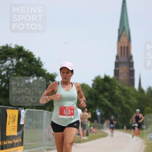22.06.2025 - Viking Triathlon H.Heesch http://msf.ph/oto/8103656 22.06.2025 13:22:15 Laufen 11, 281, 659 meine-sportfotos.de