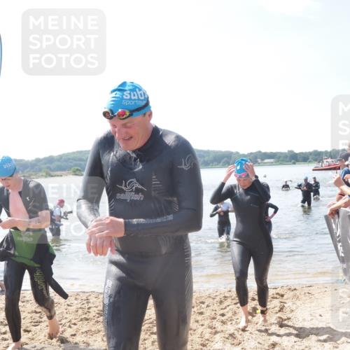 22.06.2025 - Viking Triathlon MichiJ http://msf.ph/oto/8103661 22.06.2025 10:46:50 Schwimmen 36, 206, 498, 515 meine-sportfotos.de
