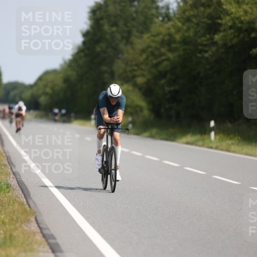 22.06.2025 - Viking Triathlon Yannick Fuchs http://msf.ph/oto/8103667 22.06.2025 11:27:16 Radfahren 172, 253, 367, 420, 437, 529, 652 meine-sportfotos.de