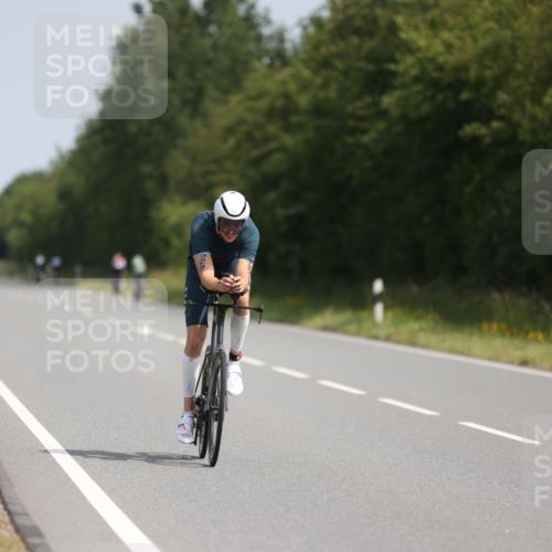 22.06.2025 - Viking Triathlon Yannick Fuchs http://msf.ph/oto/8103687 22.06.2025 11:27:17 Radfahren 172, 253, 367, 420, 437, 529, 652 meine-sportfotos.de