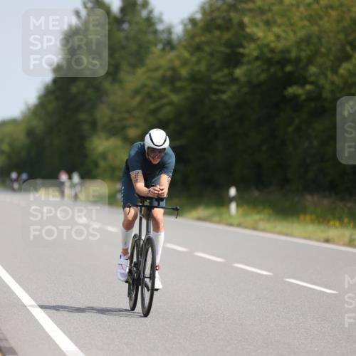 22.06.2025 - Viking Triathlon Yannick Fuchs http://msf.ph/oto/8103692 22.06.2025 11:27:17 Radfahren 172, 253, 367, 420, 437, 529, 652 meine-sportfotos.de