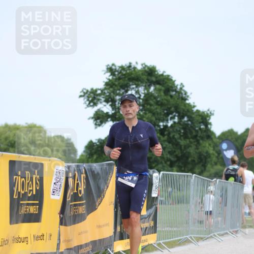 22.06.2025 - Viking Triathlon H.Heesch http://msf.ph/oto/8103725 22.06.2025 13:22:31 Laufen 204, 253 meine-sportfotos.de