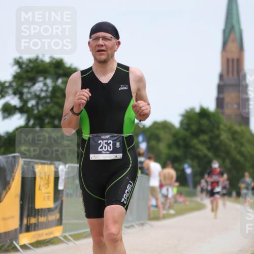 22.06.2025 - Viking Triathlon H.Heesch http://msf.ph/oto/8103735 22.06.2025 13:22:32 Laufen 204, 253 meine-sportfotos.de