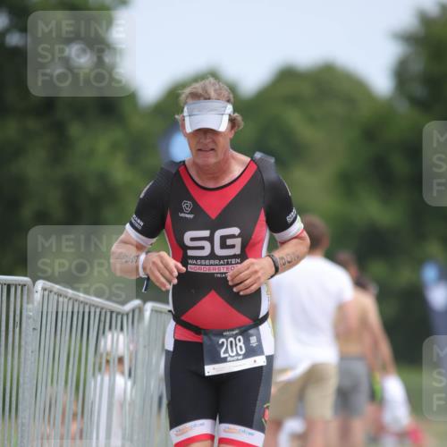 22.06.2025 - Viking Triathlon H.Heesch http://msf.ph/oto/8103747 22.06.2025 13:22:39 Laufen 208, 247 meine-sportfotos.de