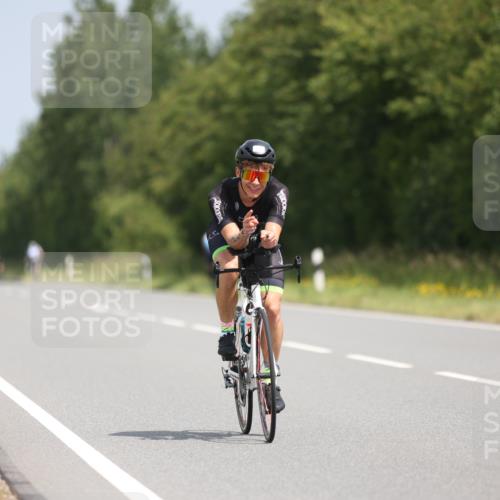 22.06.2025 - Viking Triathlon Yannick Fuchs http://msf.ph/oto/8103758 22.06.2025 12:06:51 Radfahren 365, 390, 398, 466 meine-sportfotos.de