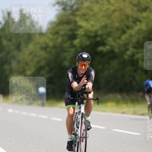22.06.2025 - Viking Triathlon Yannick Fuchs http://msf.ph/oto/8103771 22.06.2025 12:06:51 Radfahren 365, 390, 398, 466 meine-sportfotos.de