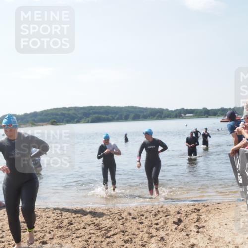 22.06.2025 - Viking Triathlon MichiJ http://msf.ph/oto/8103820 22.06.2025 10:46:55 Schwimmen 36, 378, 498, 515 meine-sportfotos.de