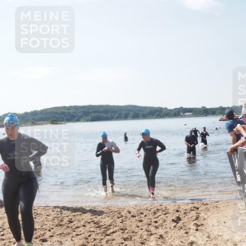 22.06.2025 - Viking Triathlon MichiJ http://msf.ph/oto/8103829 22.06.2025 10:46:55 Schwimmen 36, 378, 498, 515 meine-sportfotos.de
