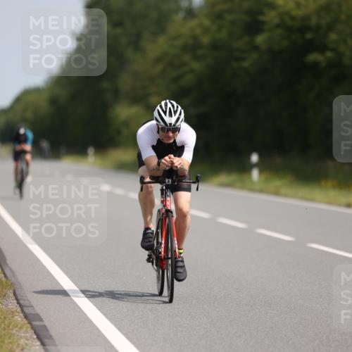 22.06.2025 - Viking Triathlon Yannick Fuchs http://msf.ph/oto/8103836 22.06.2025 11:27:24 Radfahren 57, 172, 258, 289, 359, 367, 420, 652 meine-sportfotos.de