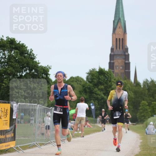 22.06.2025 - Viking Triathlon H.Heesch http://msf.ph/oto/8103837 22.06.2025 13:22:48 Laufen 91, 247, 337 meine-sportfotos.de
