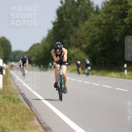 22.06.2025 - Viking Triathlon Yannick Fuchs http://msf.ph/oto/8103853 22.06.2025 12:07:15 Radfahren 3, 24, 143, 200, 469 meine-sportfotos.de
