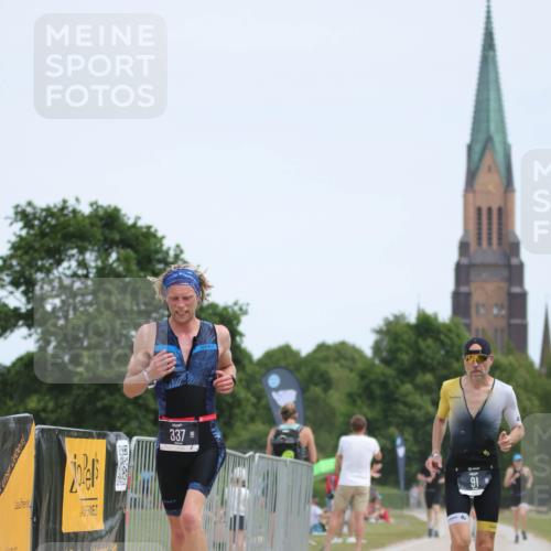 22.06.2025 - Viking Triathlon H.Heesch http://msf.ph/oto/8103857 22.06.2025 13:22:49 Laufen 91, 337 meine-sportfotos.de