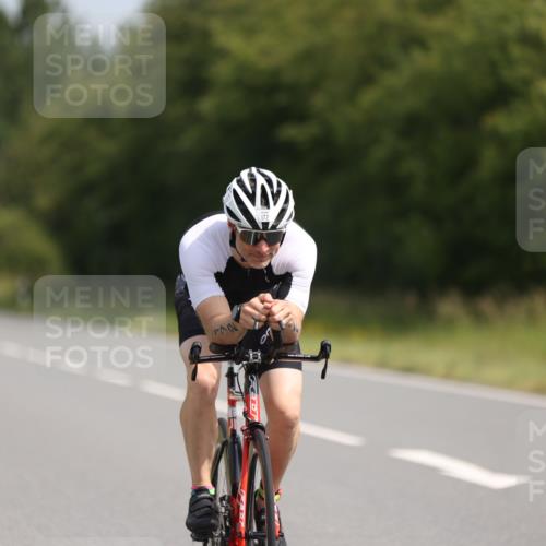 22.06.2025 - Viking Triathlon Yannick Fuchs http://msf.ph/oto/8103865 22.06.2025 11:27:25 Radfahren 57, 172, 258, 289, 359, 367, 420, 652 meine-sportfotos.de