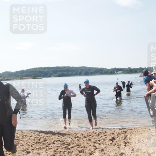 22.06.2025 - Viking Triathlon MichiJ http://msf.ph/oto/8103866 22.06.2025 10:46:56 Schwimmen 36, 378, 498, 515 meine-sportfotos.de