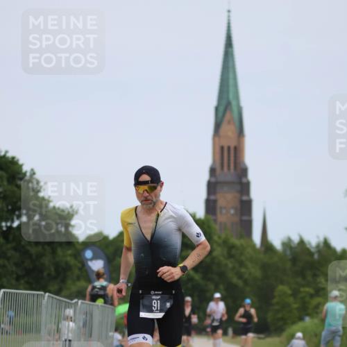 22.06.2025 - Viking Triathlon H.Heesch http://msf.ph/oto/8103876 22.06.2025 13:22:50 Laufen 91, 337 meine-sportfotos.de