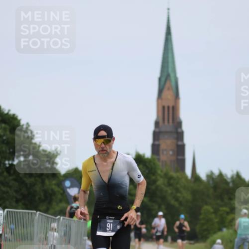 22.06.2025 - Viking Triathlon H.Heesch http://msf.ph/oto/8103881 22.06.2025 13:22:51 Laufen 91, 337 meine-sportfotos.de