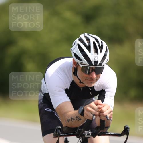 22.06.2025 - Viking Triathlon Yannick Fuchs http://msf.ph/oto/8103901 22.06.2025 11:27:26 Radfahren 57, 172, 258, 289, 359, 367, 420, 652 meine-sportfotos.de