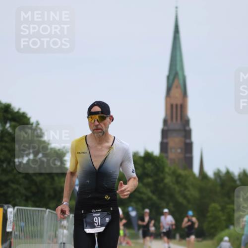 22.06.2025 - Viking Triathlon H.Heesch http://msf.ph/oto/8103908 22.06.2025 13:22:51 Laufen 91, 337 meine-sportfotos.de