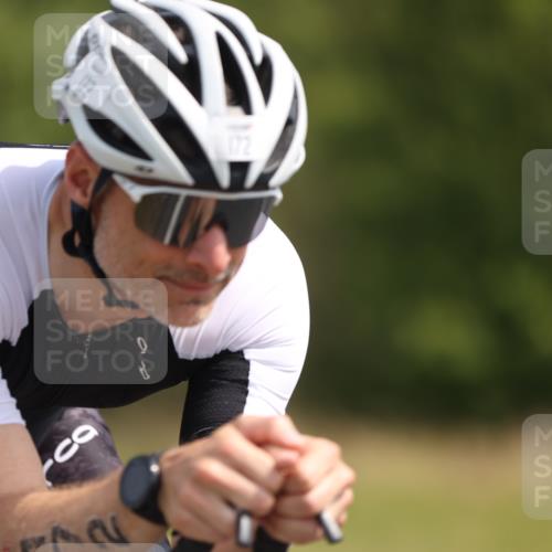 22.06.2025 - Viking Triathlon Yannick Fuchs http://msf.ph/oto/8103909 22.06.2025 11:27:26 Radfahren 57, 172, 258, 289, 359, 367, 420, 652 meine-sportfotos.de