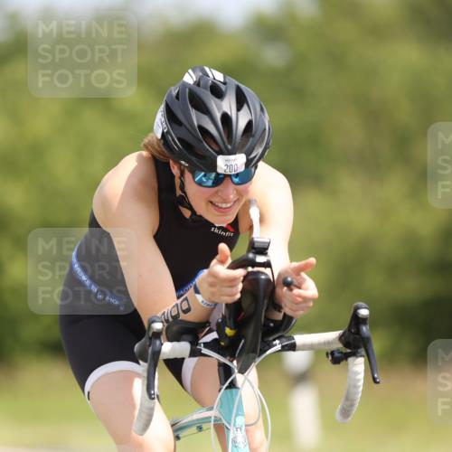 22.06.2025 - Viking Triathlon Yannick Fuchs http://msf.ph/oto/8103940 22.06.2025 12:07:18 Radfahren 3, 24, 143, 200, 469 meine-sportfotos.de