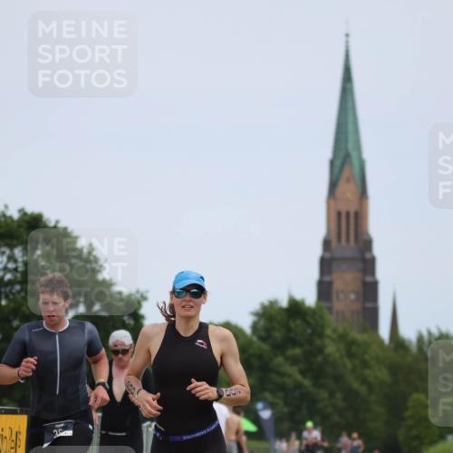 22.06.2025 - Viking Triathlon H.Heesch http://msf.ph/oto/8103948 22.06.2025 13:23:02 Laufen 200, 297, 384, 487 meine-sportfotos.de
