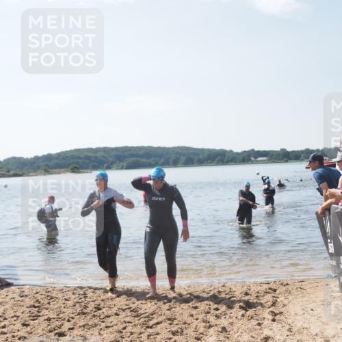 22.06.2025 - Viking Triathlon MichiJ http://msf.ph/oto/8103953 22.06.2025 10:46:58 Schwimmen 36, 378, 498, 515 meine-sportfotos.de