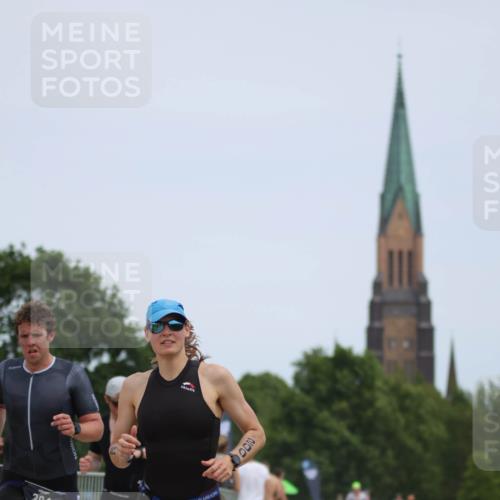22.06.2025 - Viking Triathlon H.Heesch http://msf.ph/oto/8103963 22.06.2025 13:23:03 Laufen 200, 297, 384, 487 meine-sportfotos.de