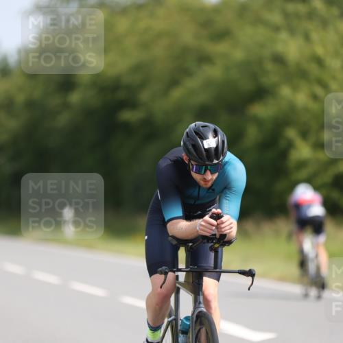 22.06.2025 - Viking Triathlon Yannick Fuchs http://msf.ph/oto/8103969 22.06.2025 11:27:29 Radfahren 57, 172, 258, 289, 359, 367, 420 meine-sportfotos.de