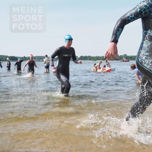 22.06.2025 - Viking Triathlon KatJ http://msf.ph/oto/8103976 22.06.2025 10:35:09 Schwimmen 139, 157, 204, 296, 365, 475, 495, 548, 660 meine-sportfotos.de