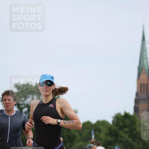 22.06.2025 - Viking Triathlon H.Heesch http://msf.ph/oto/8103983 22.06.2025 13:23:03 Laufen 200, 297, 384, 487 meine-sportfotos.de